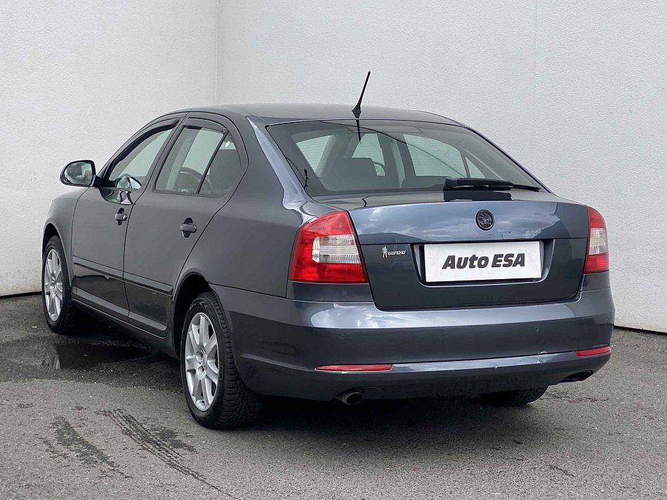 Škoda Octavia II 1.6 TDi Elegance