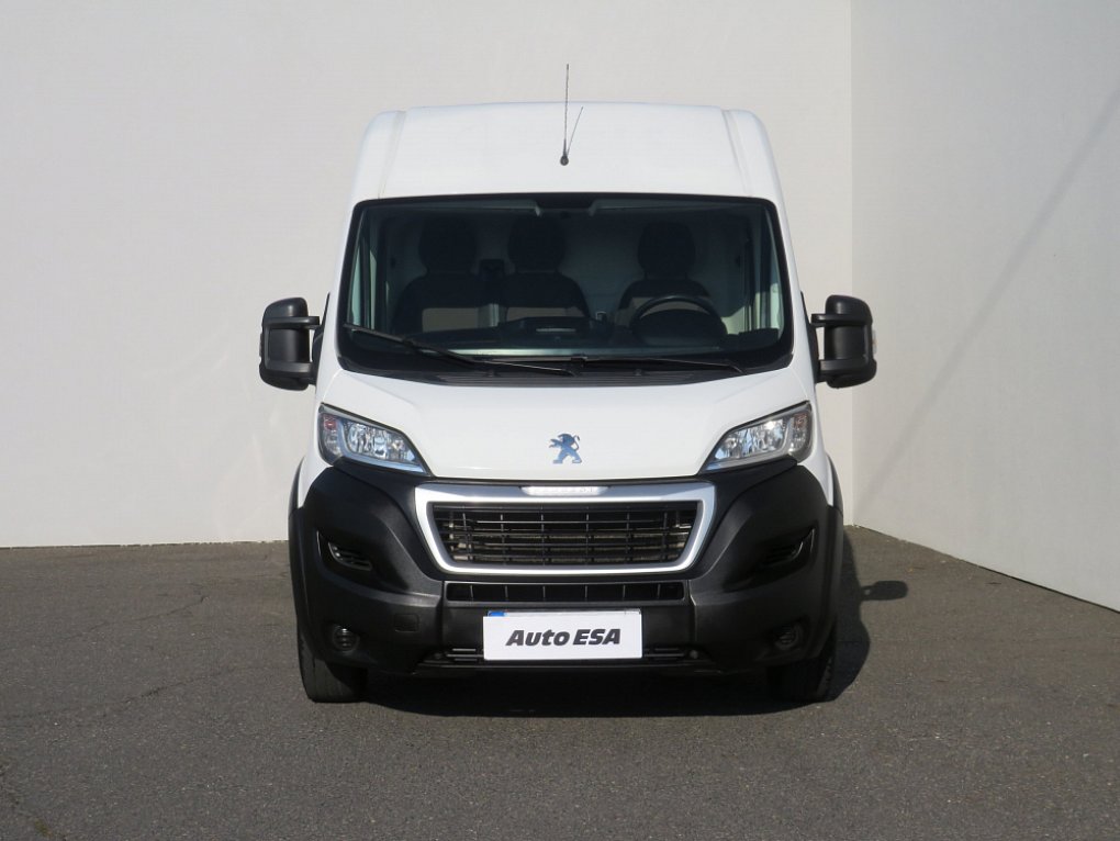 Peugeot Boxer 2.2HDi  L3H2 6míst