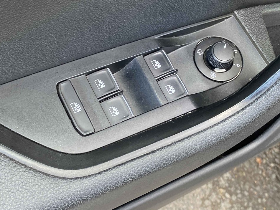 Škoda Superb III 2.0 TDi Style