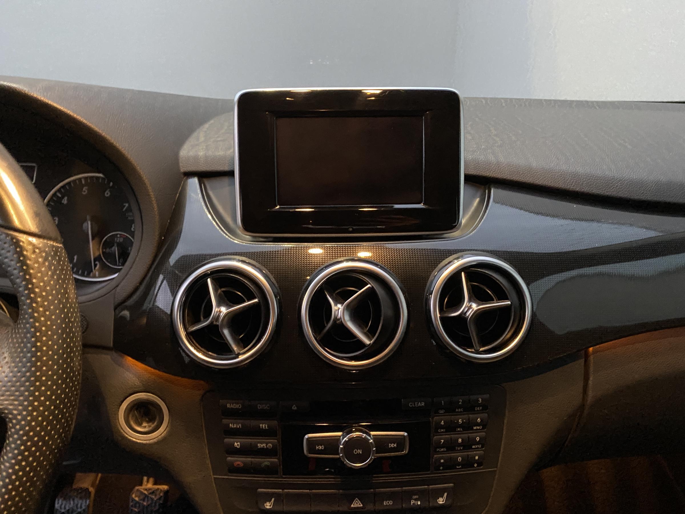 Mercedes-Benz Třída B, 2013 - pohled č. 12