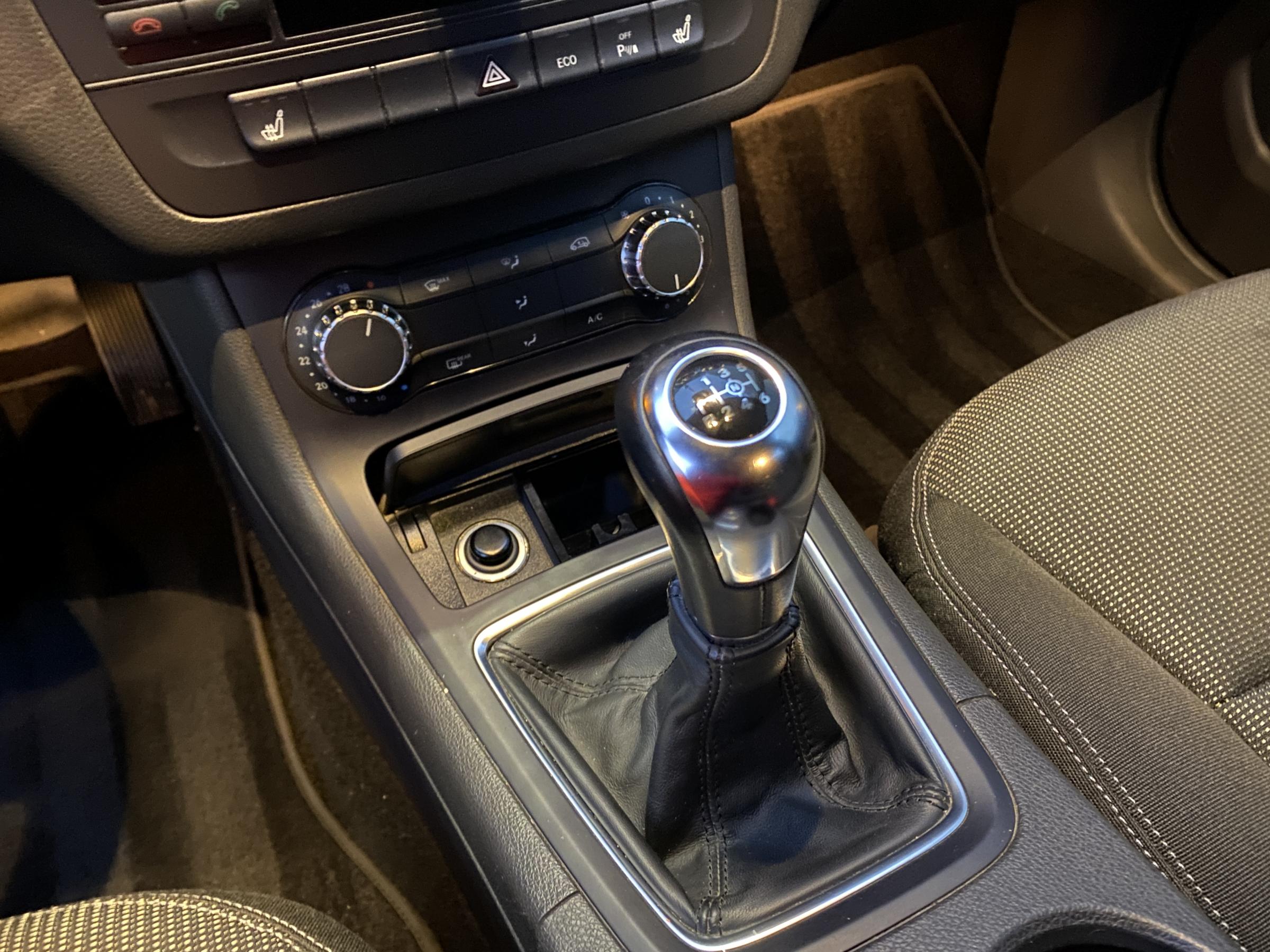 Mercedes-Benz Třída B, 2013 - pohled č. 15