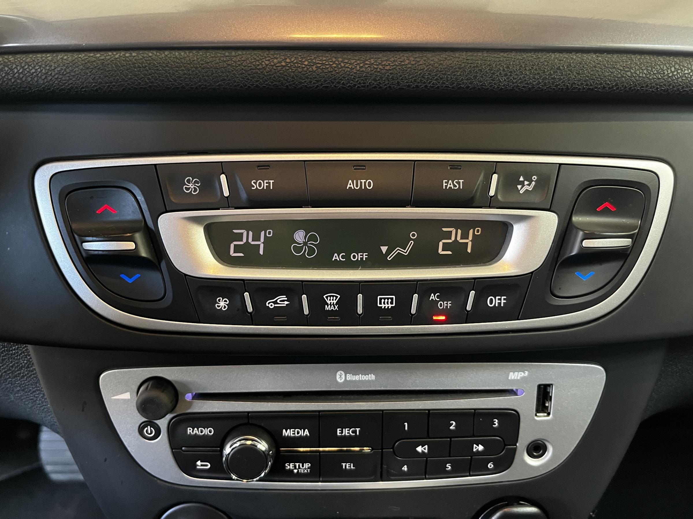 Renault Mégane, 2014 - pohled č. 14