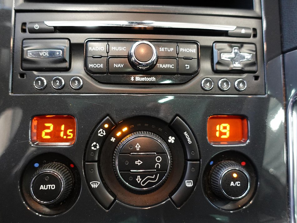 Peugeot 3008 1.6 HDi 