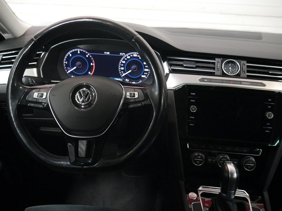 Volkswagen Passat 2.0 TDi 