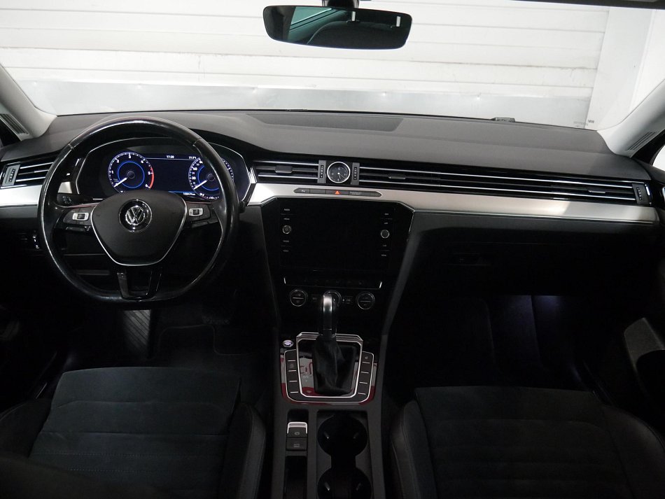 Volkswagen Passat 2.0 TDi 