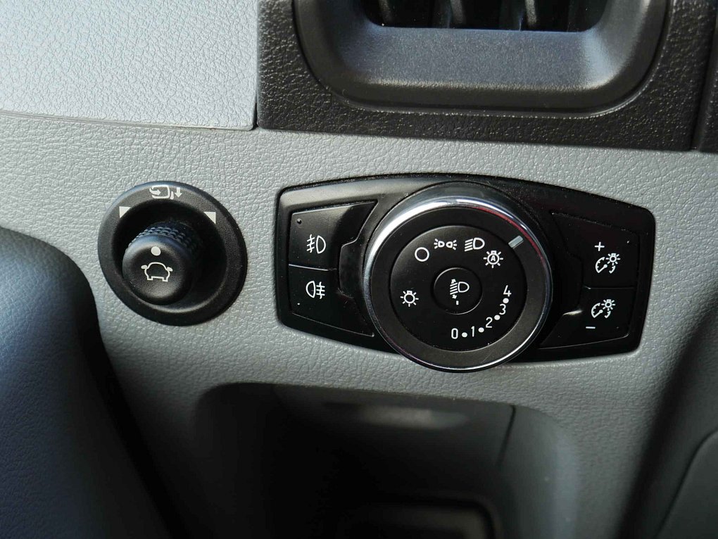 Ford Transit 2.2TDCi Trend 4x4 L3H2 7míst