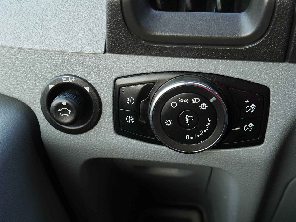 Ford Transit 2.2TDCi Trend 4x4 L3H2 7míst