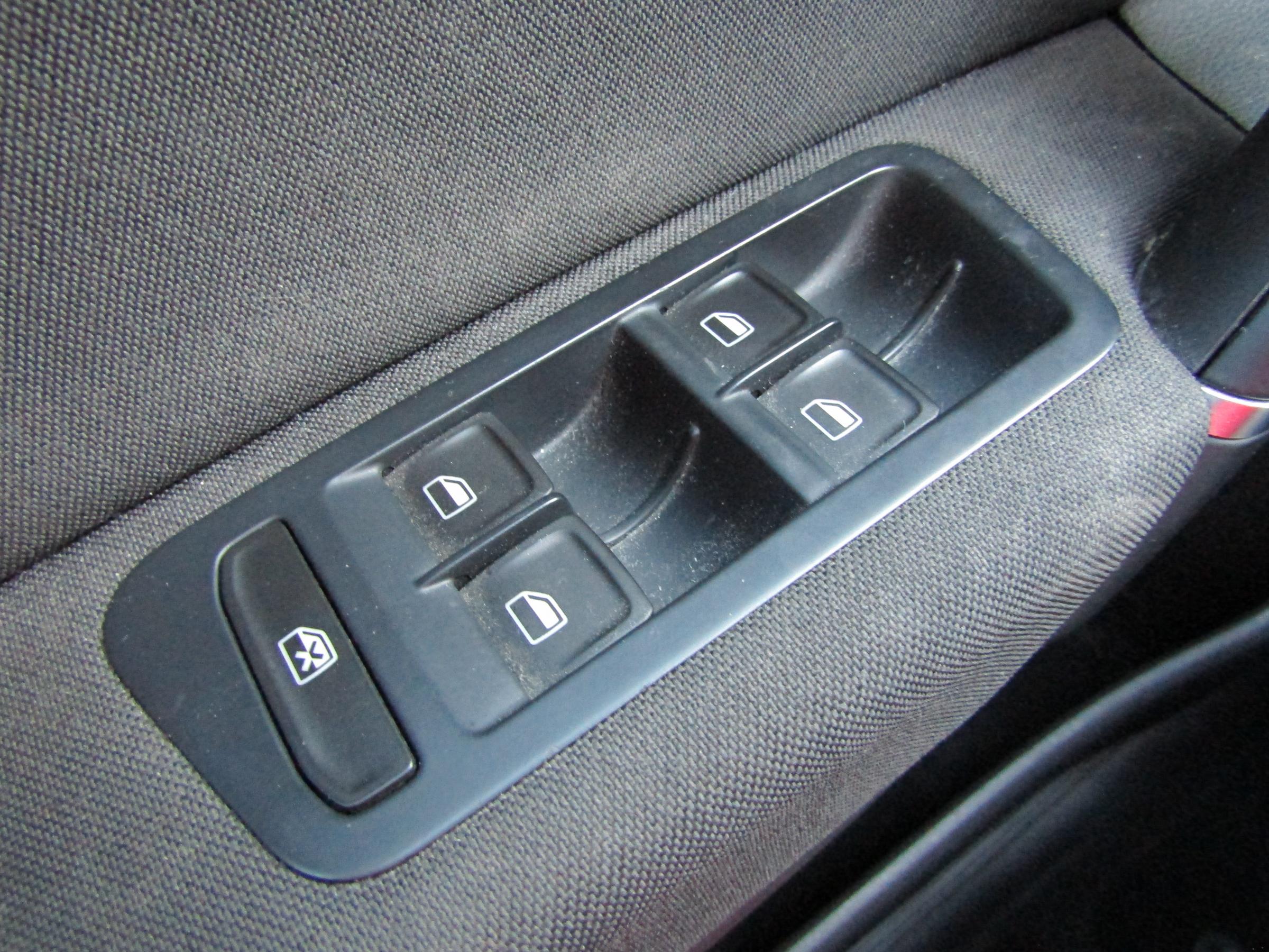 Volkswagen Sportsvan, 2014 - pohled č. 19
