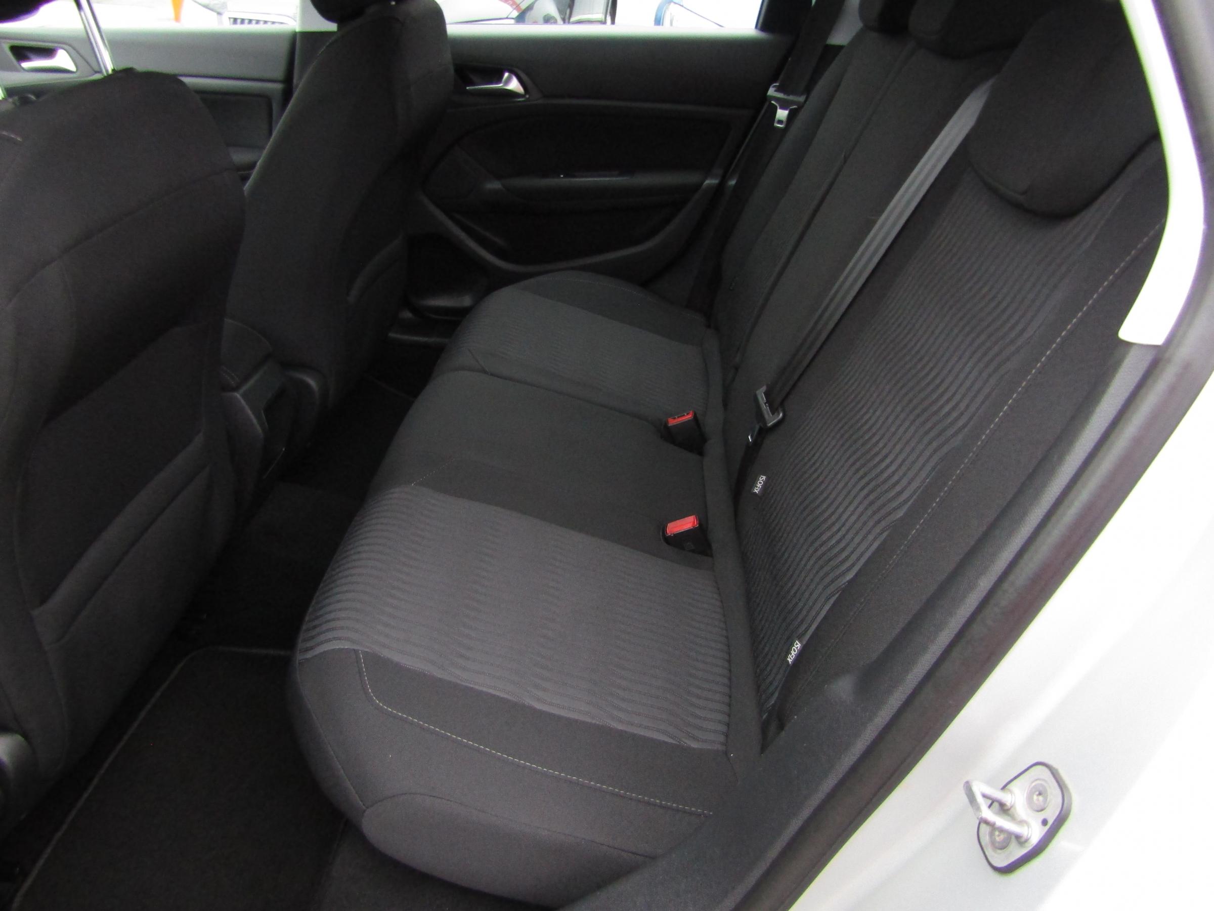 Peugeot 308, 2014 - pohled č. 10