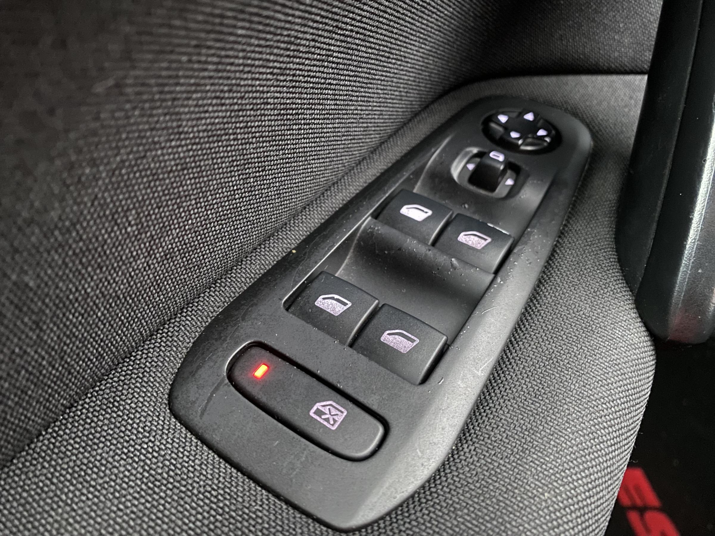 Peugeot 308, 2014 - pohled č. 11