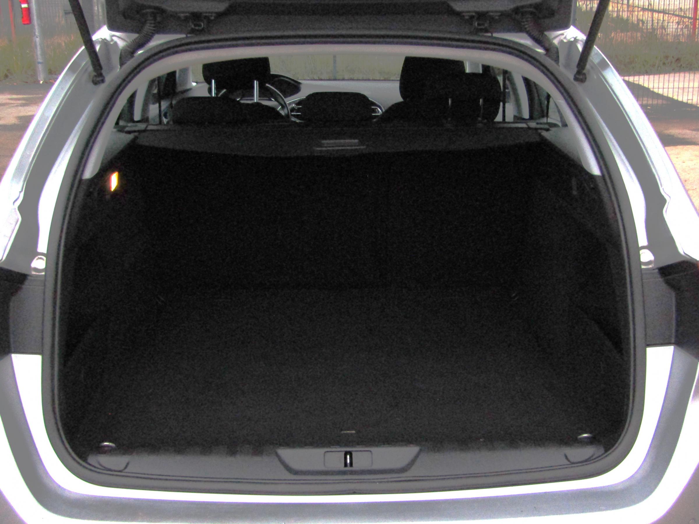 Peugeot 308, 2014 - pohled č. 7