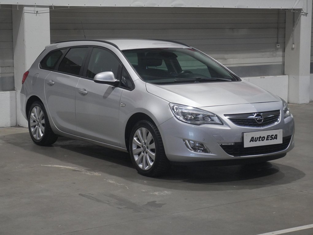 Opel Astra 1.4T 