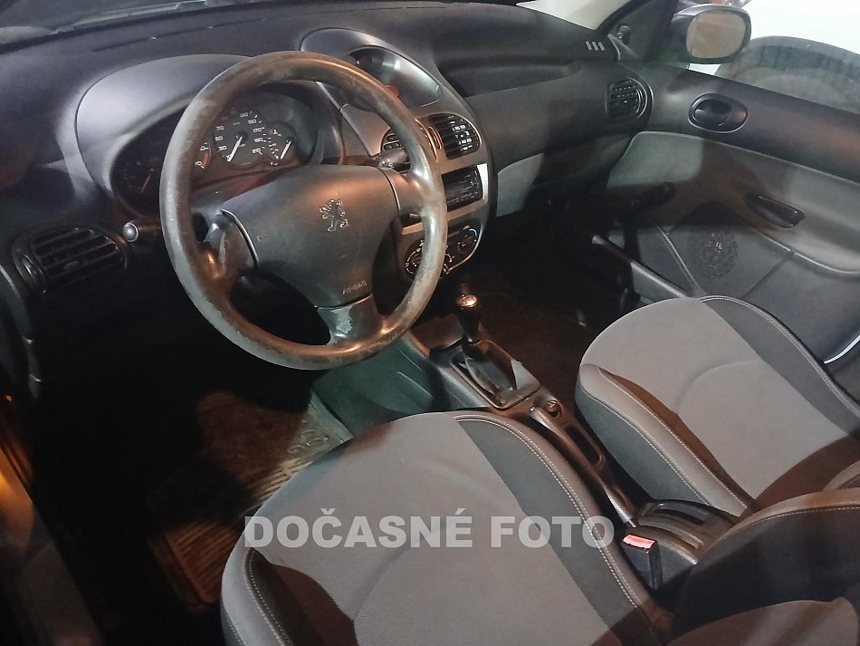Peugeot 206 1.4 i 
