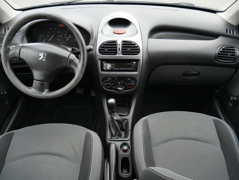 Peugeot 206 1.4 i 