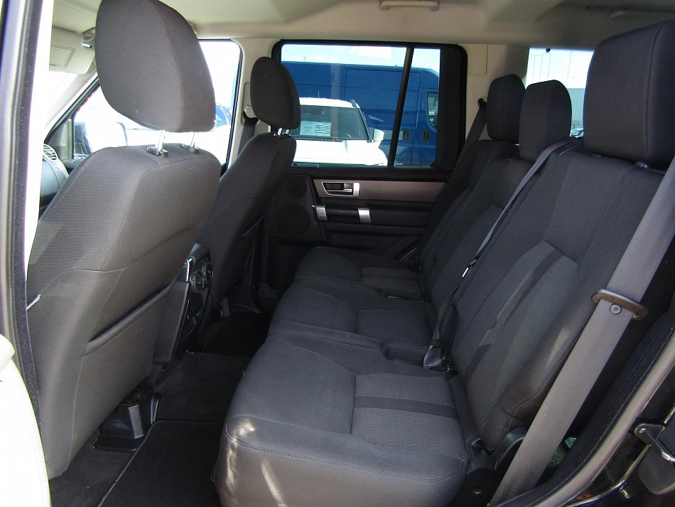 Land Rover Discovery 3.0 TD  4x4, 7míst