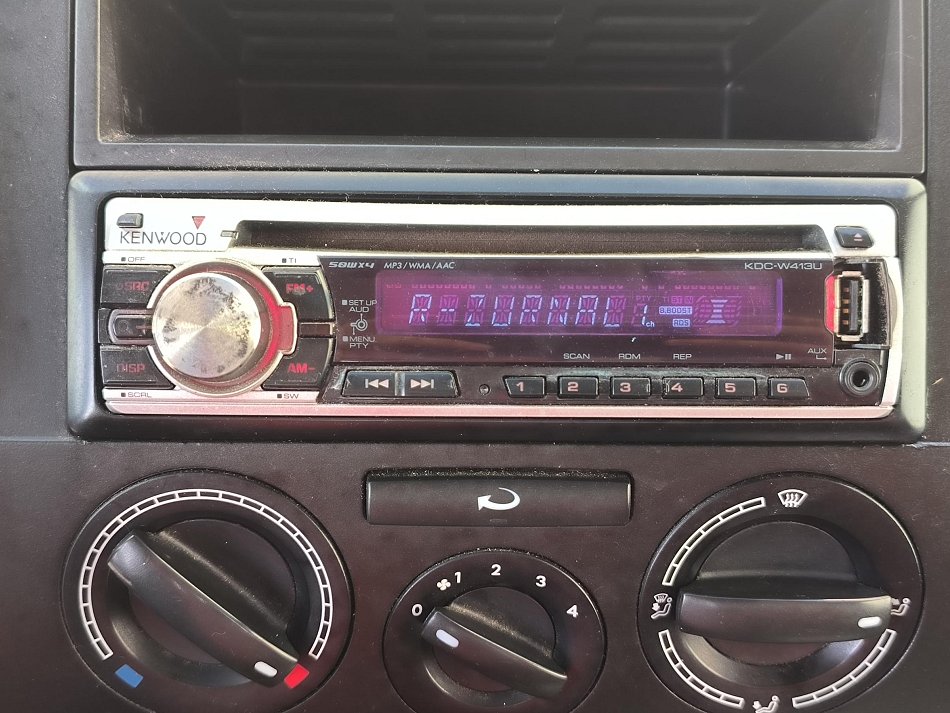 Volkswagen Transporter 1.9TDi  VALNÍK