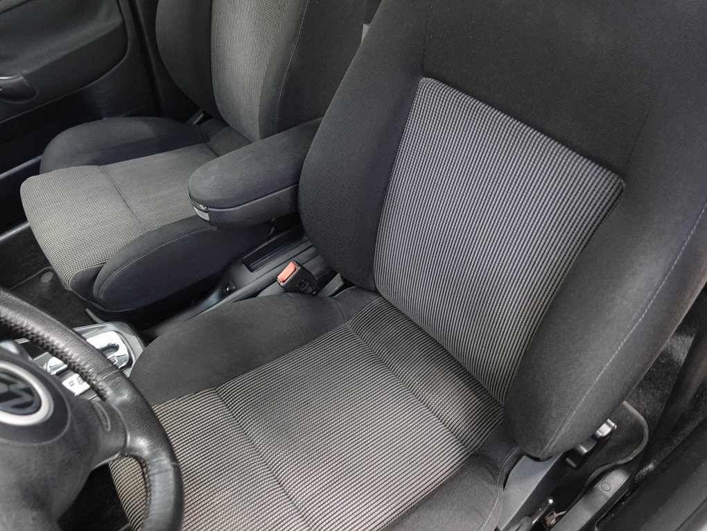 Volkswagen Golf 2.3 V5 