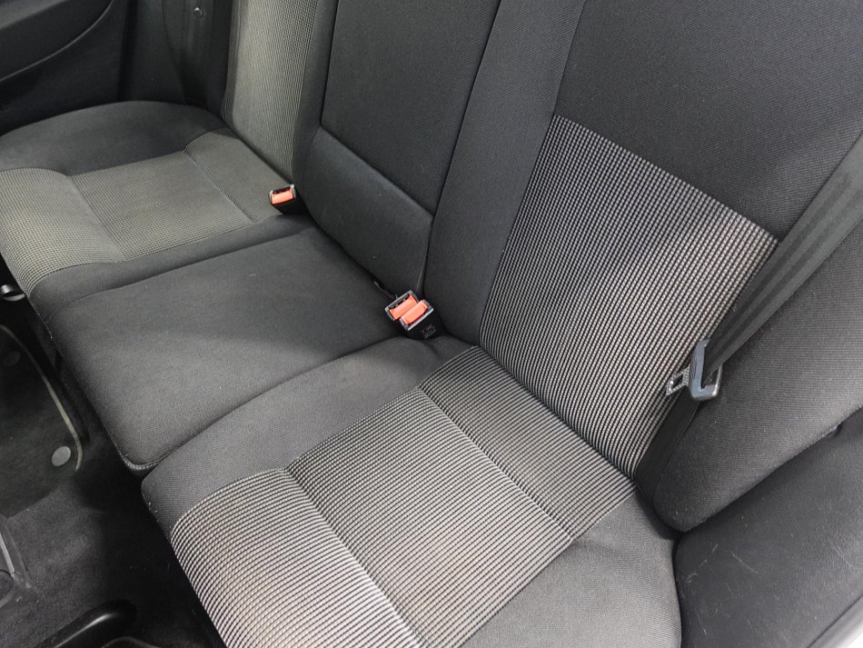 Volkswagen Golf 2.3 V5 