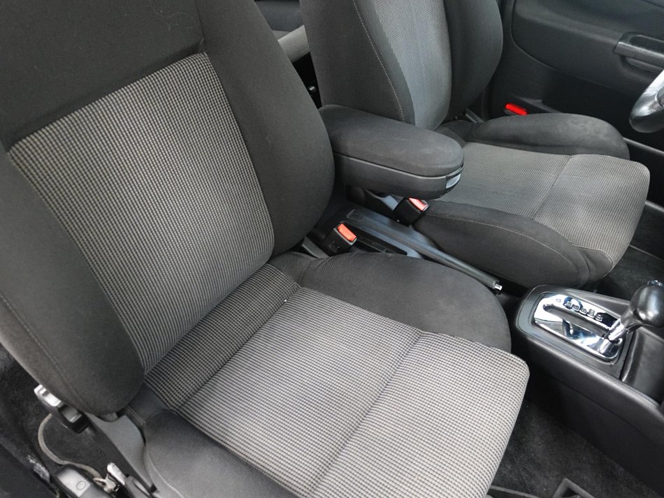 Volkswagen Golf 2.3 V5 