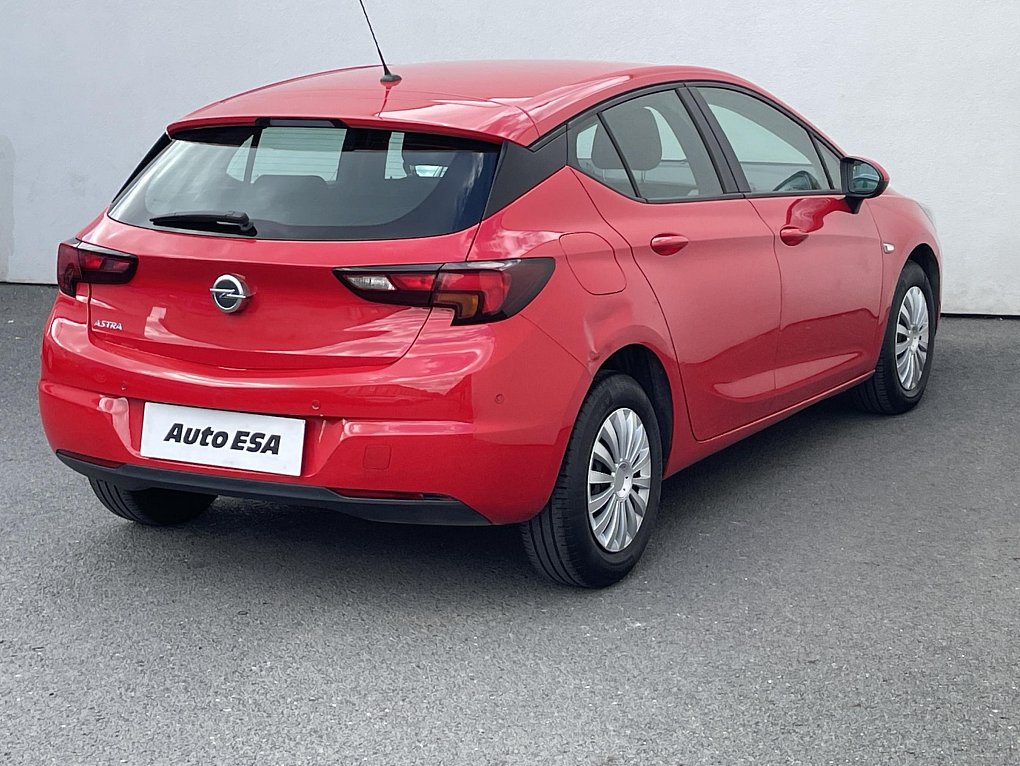 Opel Astra 1.4i 