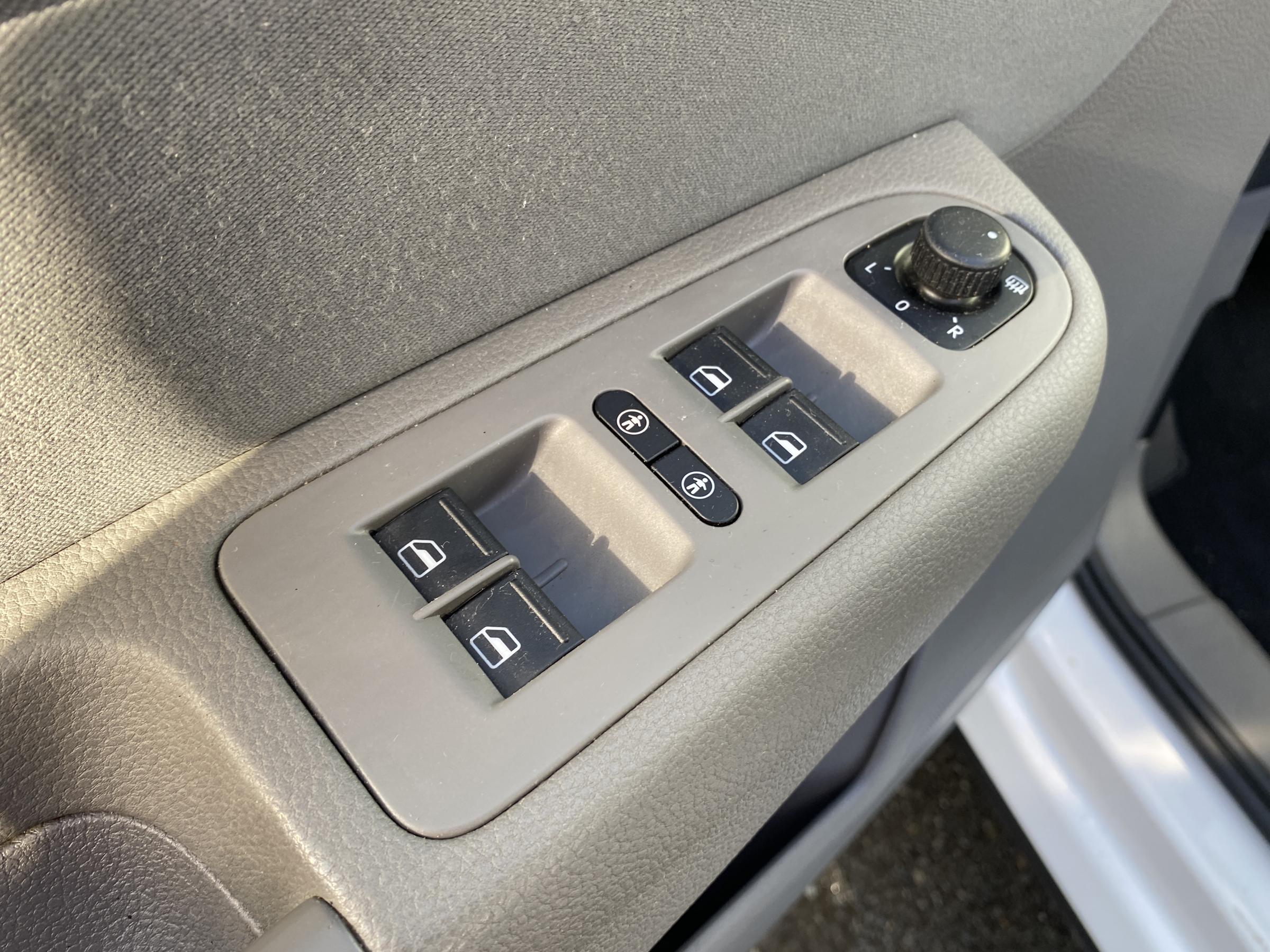 Seat Alhambra, 2012 - pohled č. 13