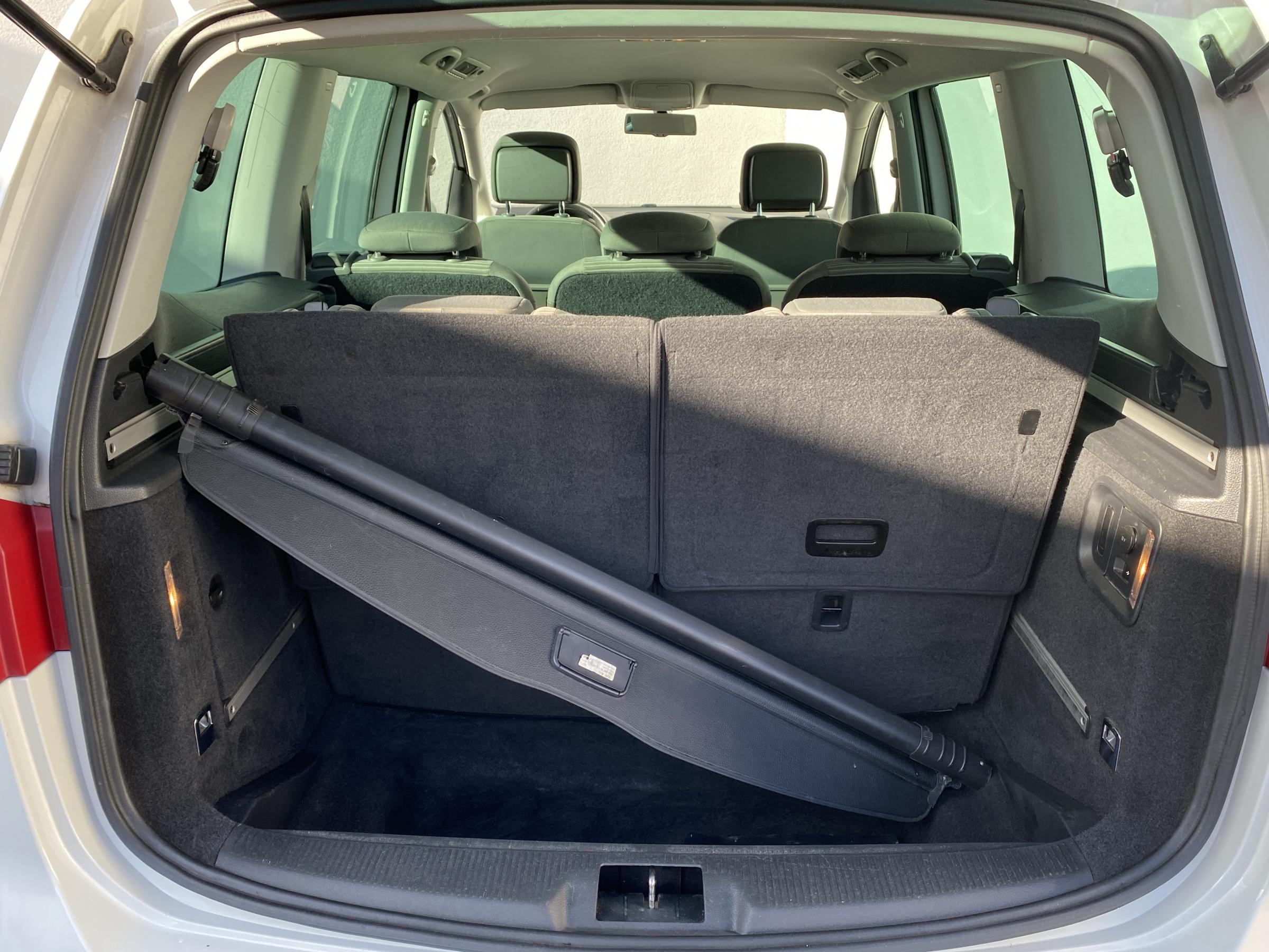 Seat Alhambra, 2012 - pohled č. 7