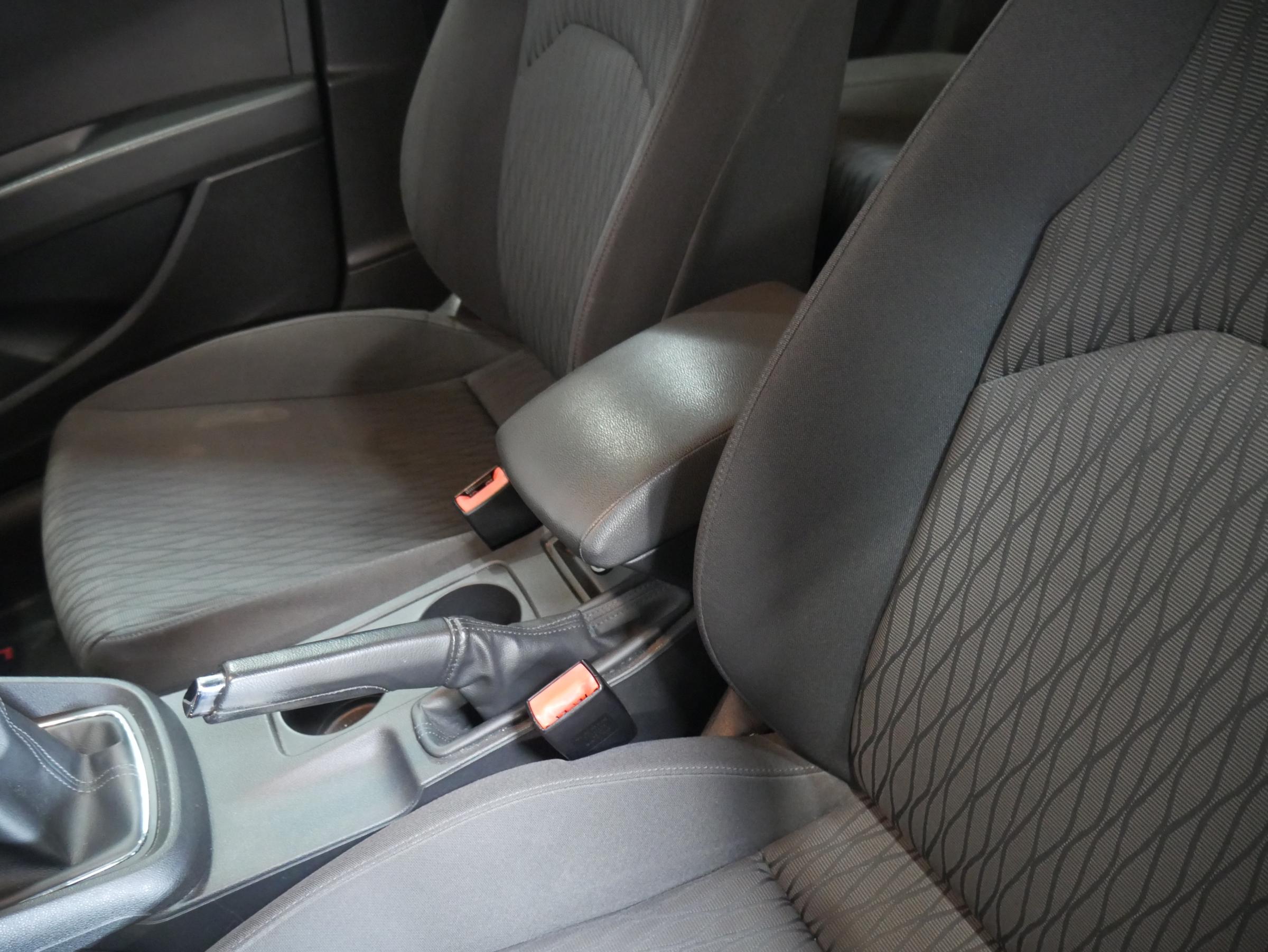 Seat Leon, 2015 - pohled č. 16