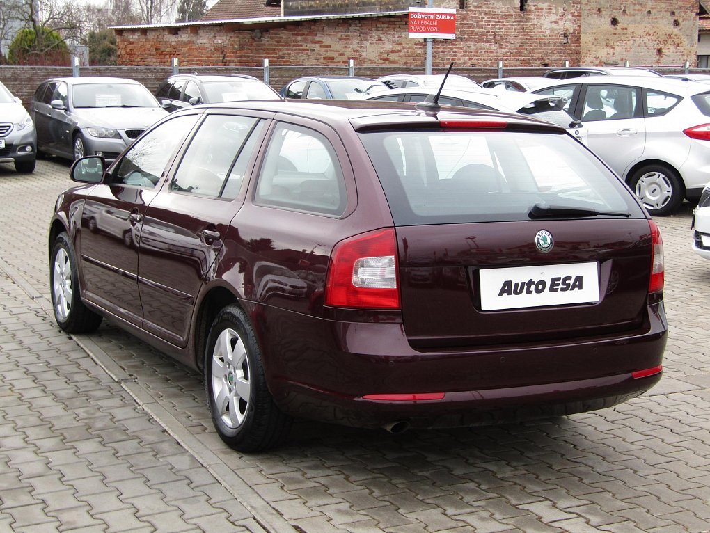 Škoda Octavia II 2.0TDi Elegance