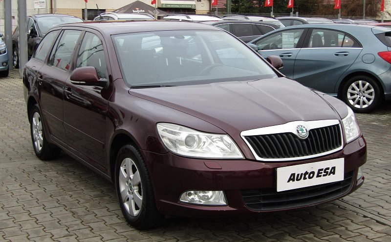 Škoda Octavia II 2.0TDi Elegance