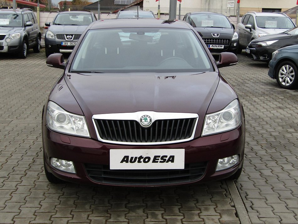 Škoda Octavia II 2.0TDi Elegance