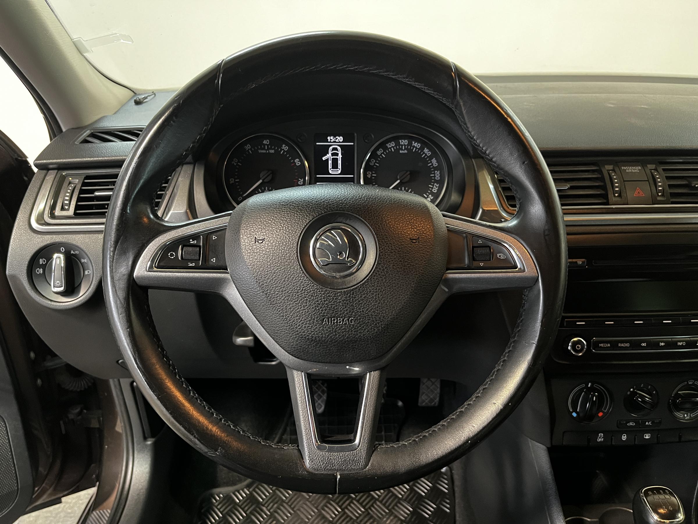 Škoda Rapid, 2015 - pohled č. 14