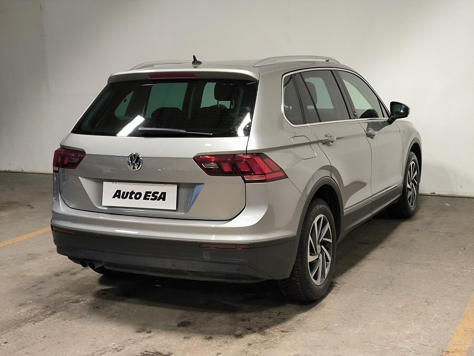 Volkswagen Tiguan 2.0 TDi Sound