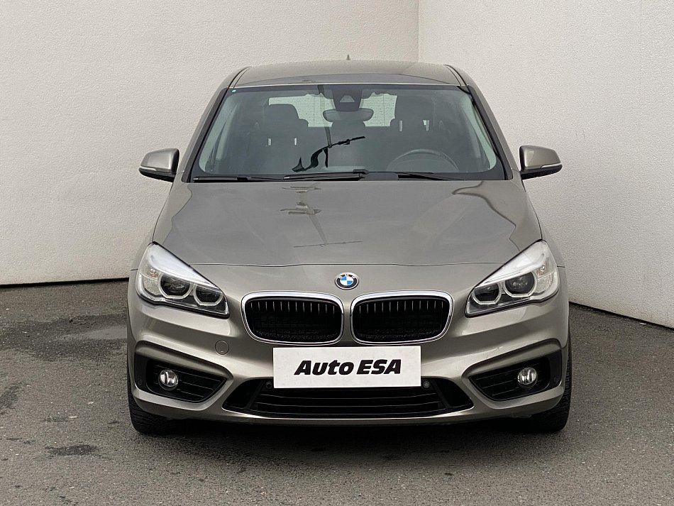 BMW Řada 2 2.0 D  218d