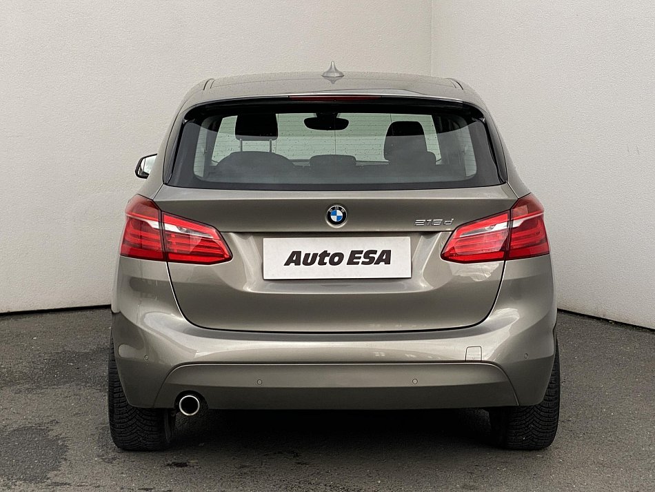 BMW Řada 2 2.0 D  218d