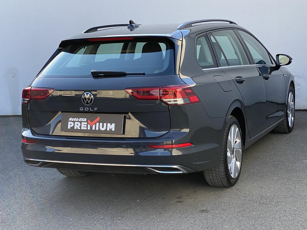 Volkswagen Golf 1.5 TSi Style