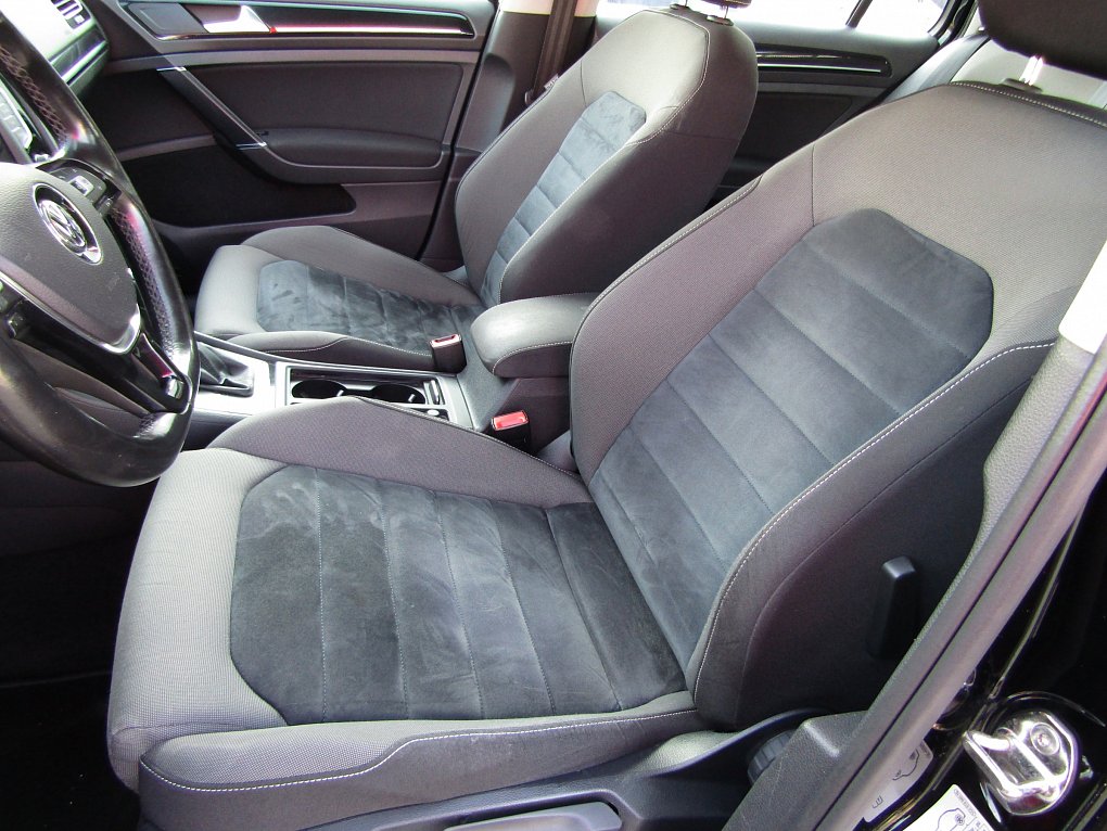 Volkswagen Golf 2.0TDi Highline