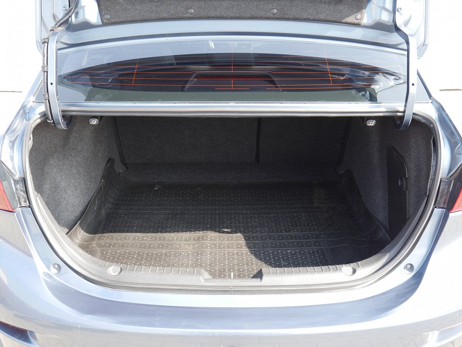 Mazda 3 2.0 SKY ACTIV 