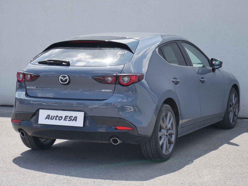 Mazda 3 2.0i Active