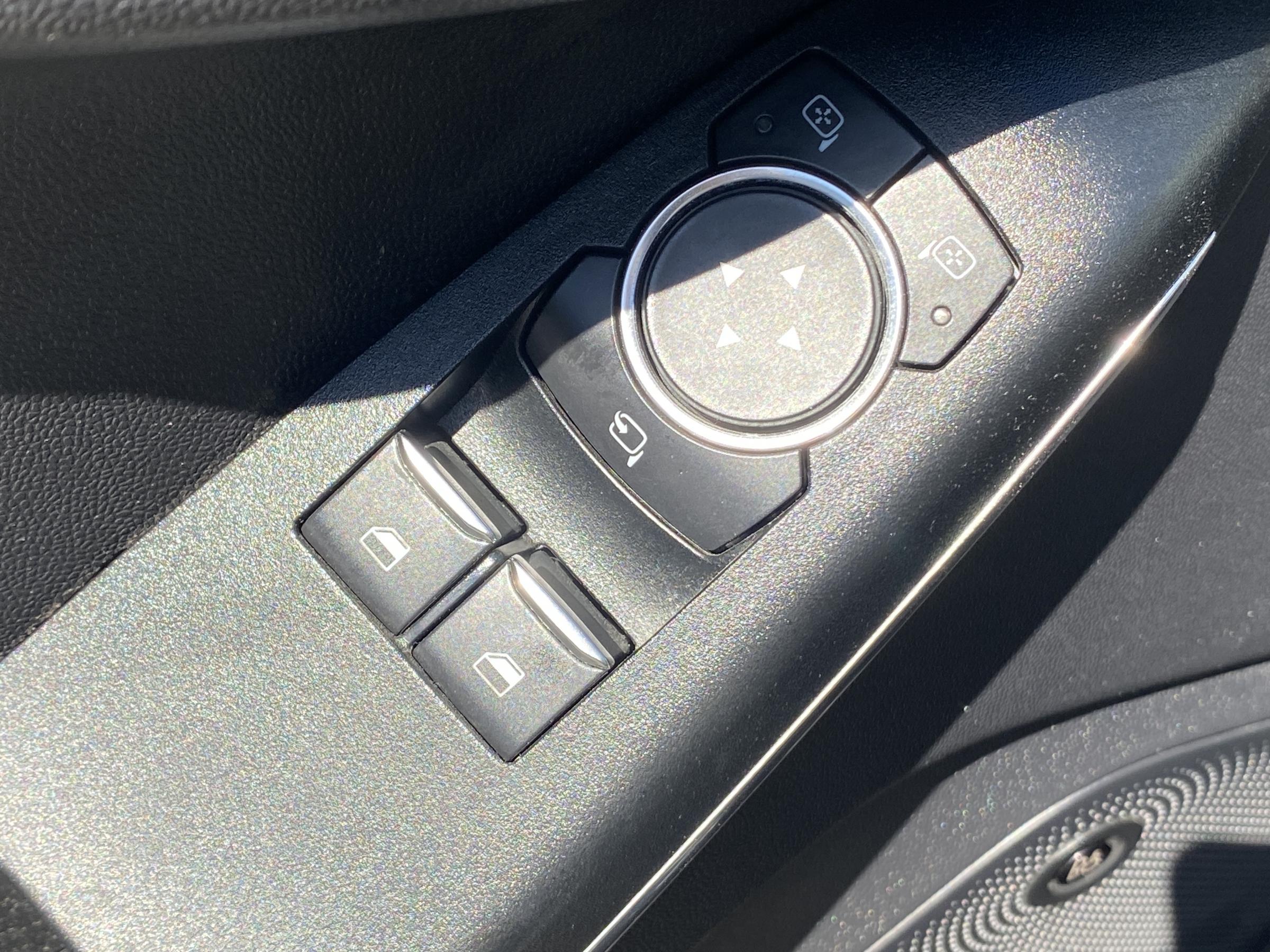 Ford Fiesta, 2018 - pohled č. 12