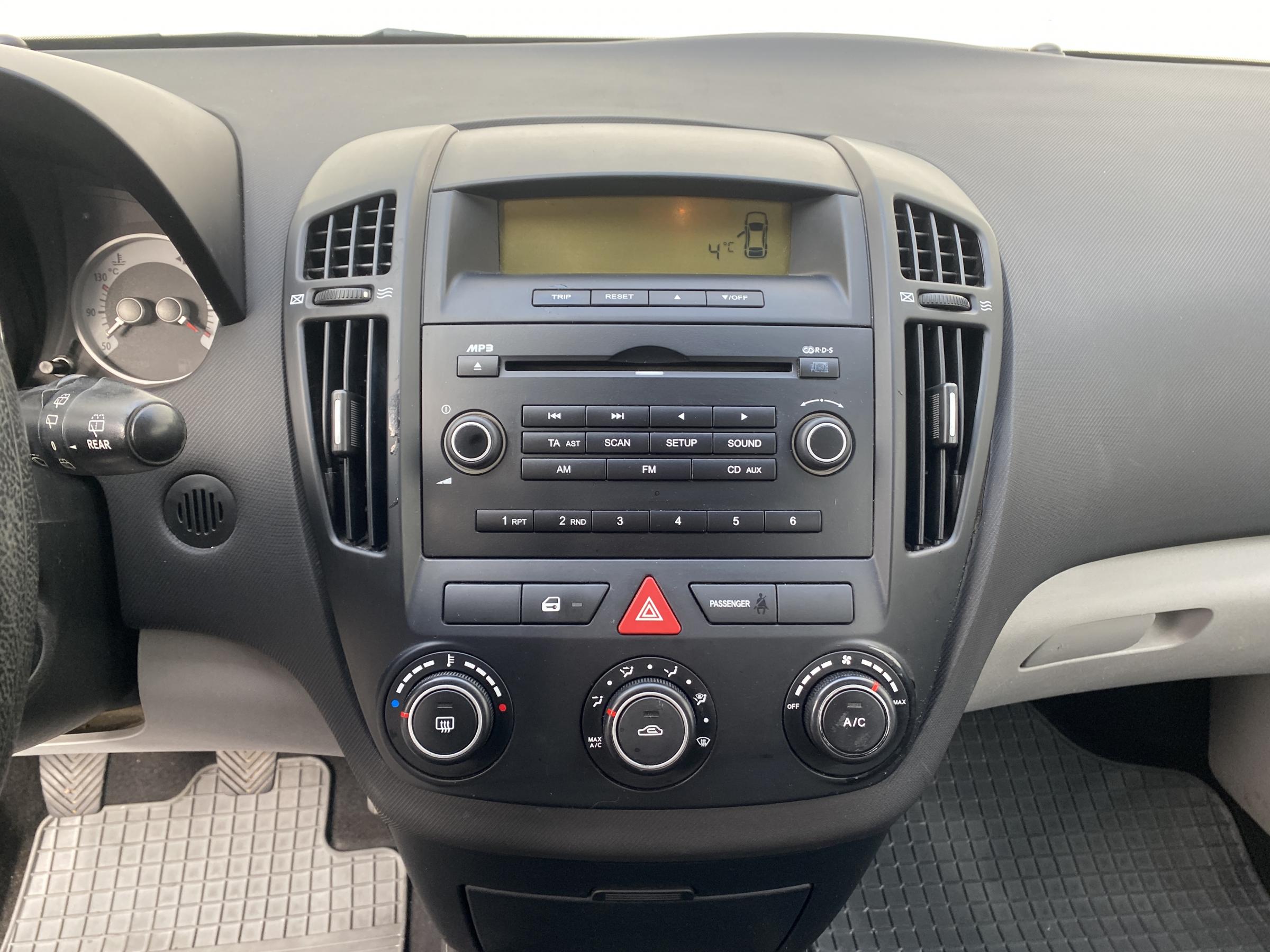 Kia Pro-Ceed, 2008 - pohled č. 12