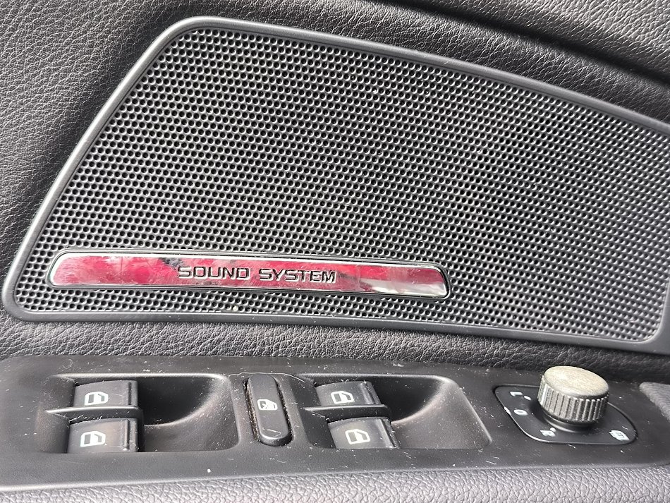 Škoda Superb II 3.6 FSi Elegance 4x4