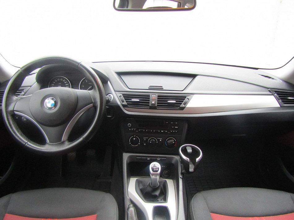 BMW X1 2.0d  SDrive 18d