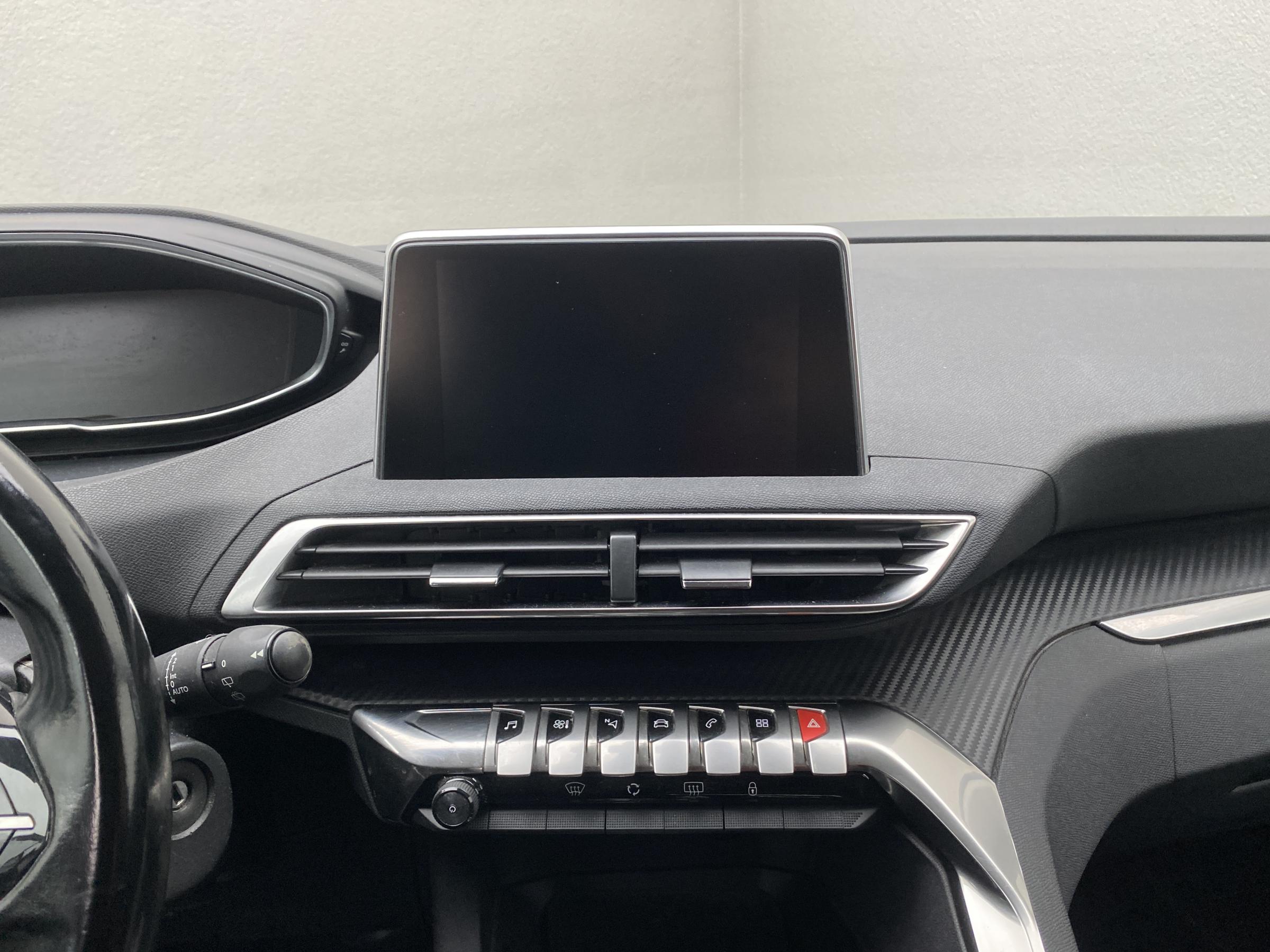 Peugeot 3008, 2018 - pohled č. 12