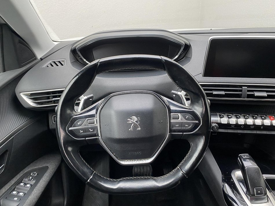 Peugeot 3008 1.5 HDi Active