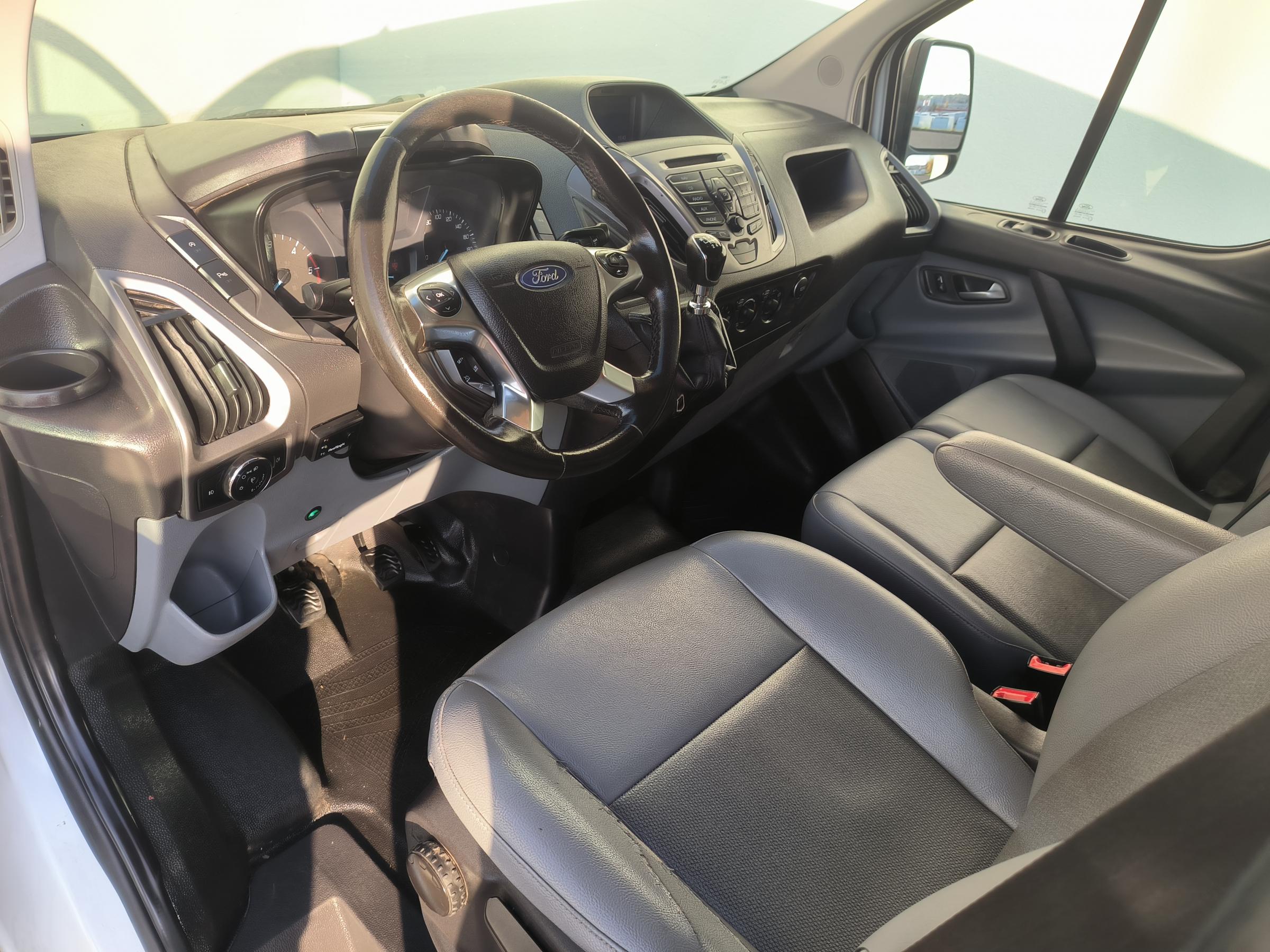 Ford Transit Custom, 2017 - pohled č. 11