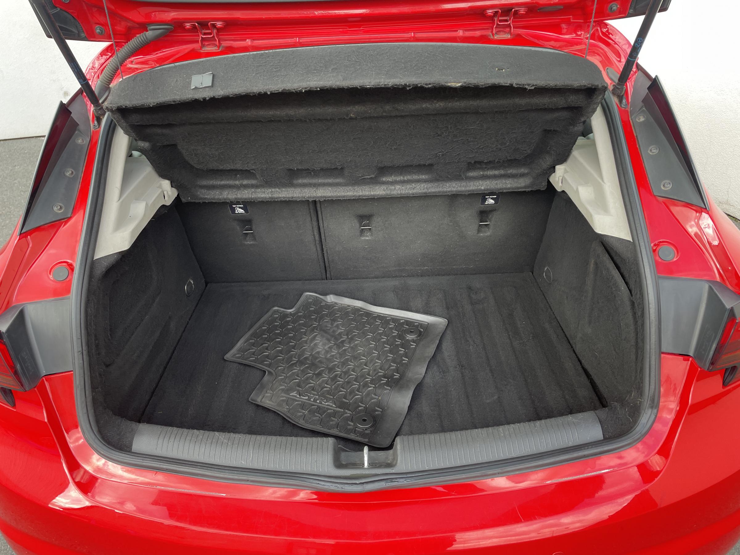 Opel Astra, 2016 - pohled č. 7