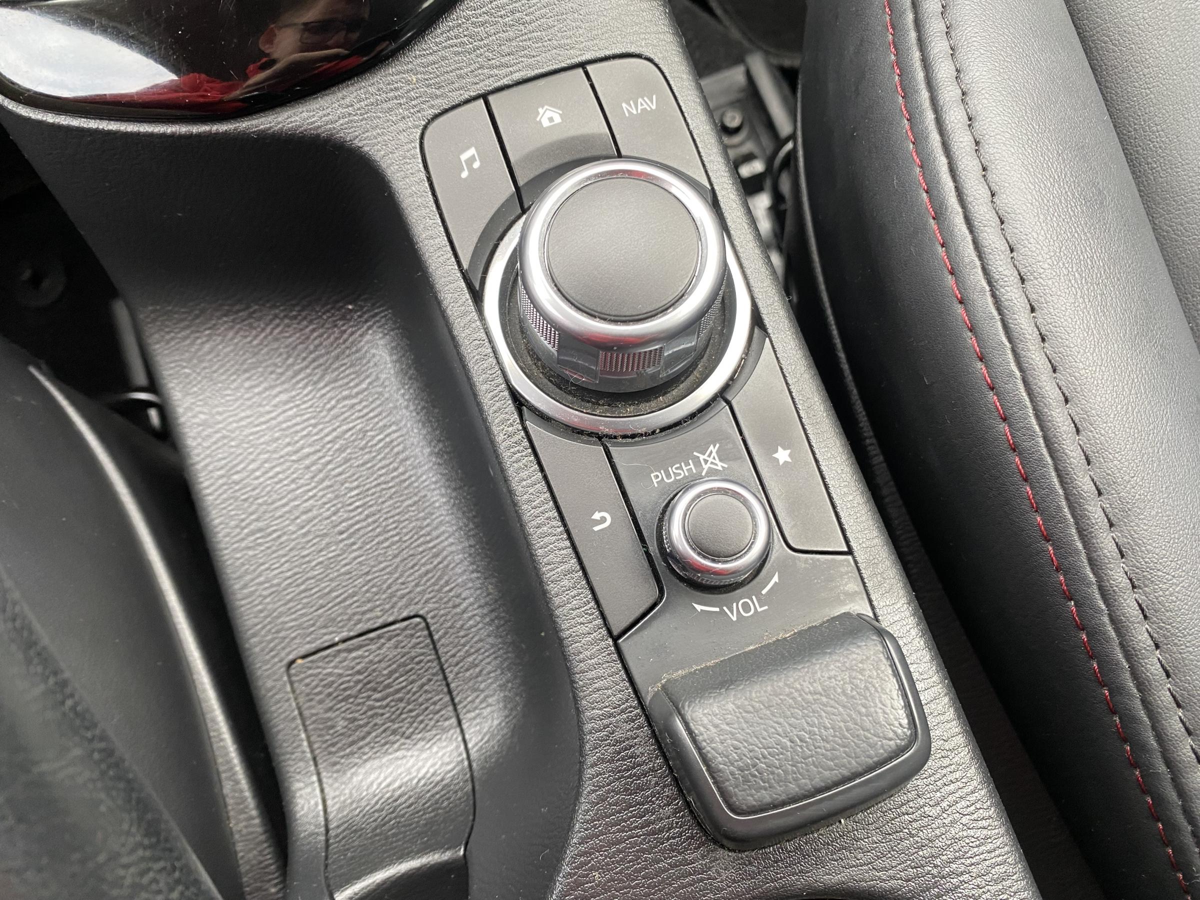 Mazda CX-3, 2017 - pohled č. 18