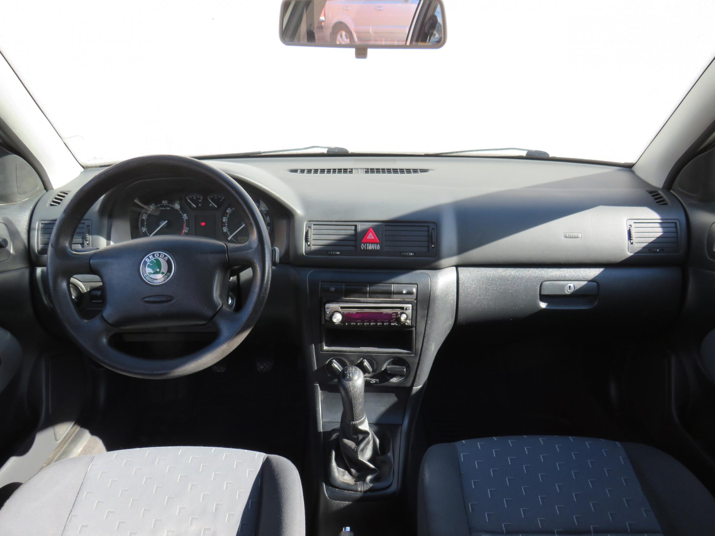 Škoda Octavia II, 2005 - pohled č. 8