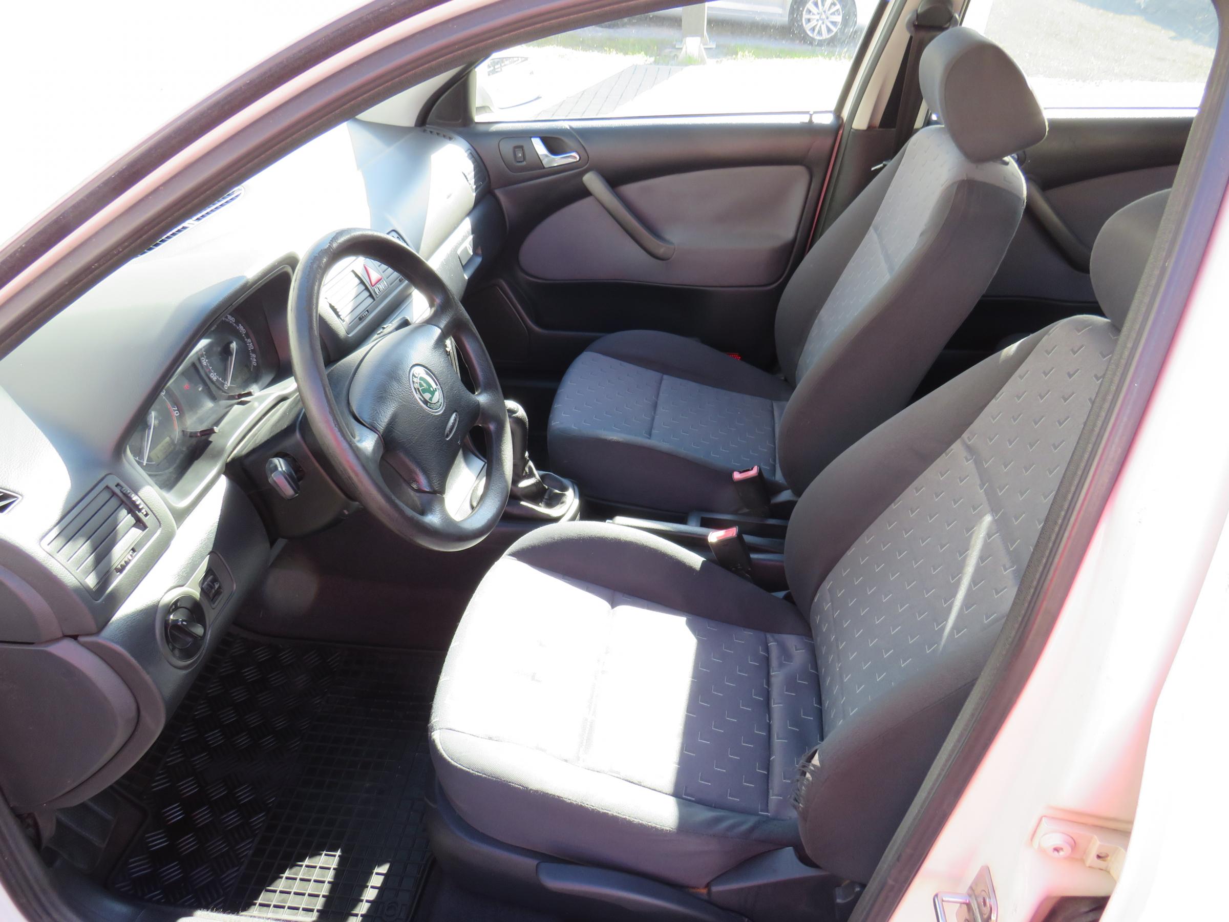 Škoda Octavia II, 2005 - pohled č. 9