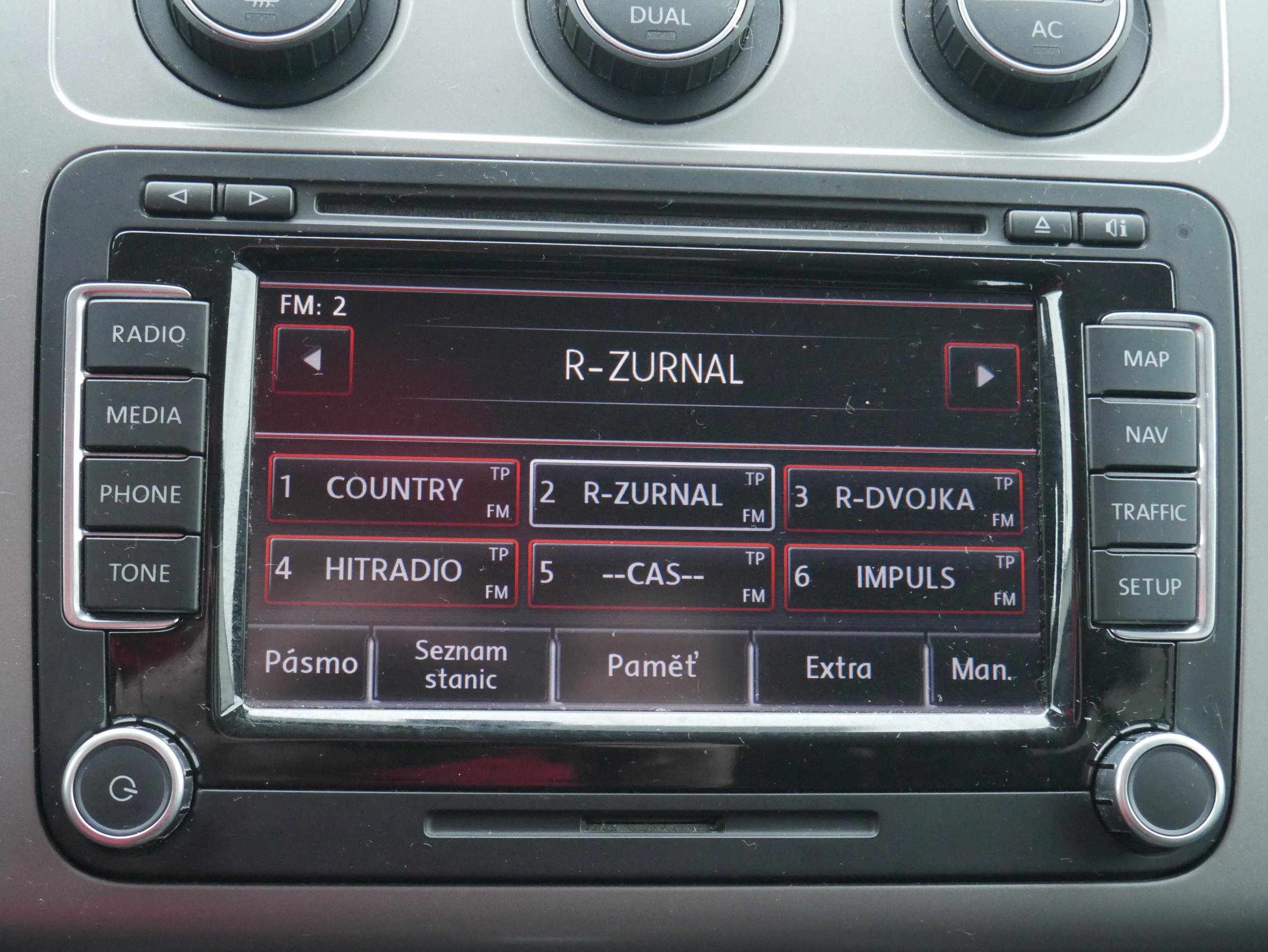 Volkswagen Touran, 2009 - pohled č. 12